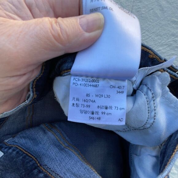 Levi’s size 8(29) L 30 classic boot cut. - Picture 9 of 12